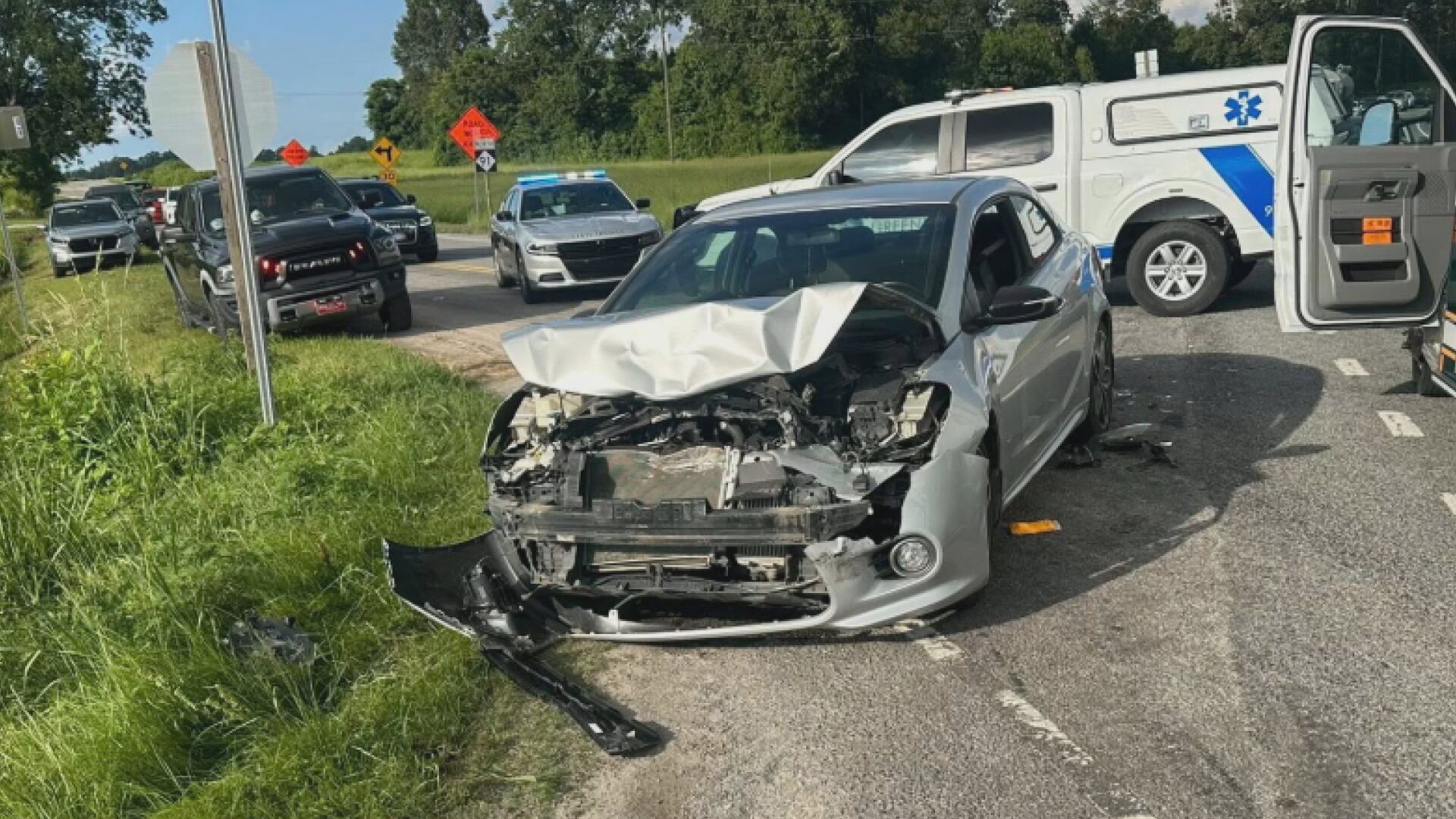 One person taken to hospital in Greene County crash