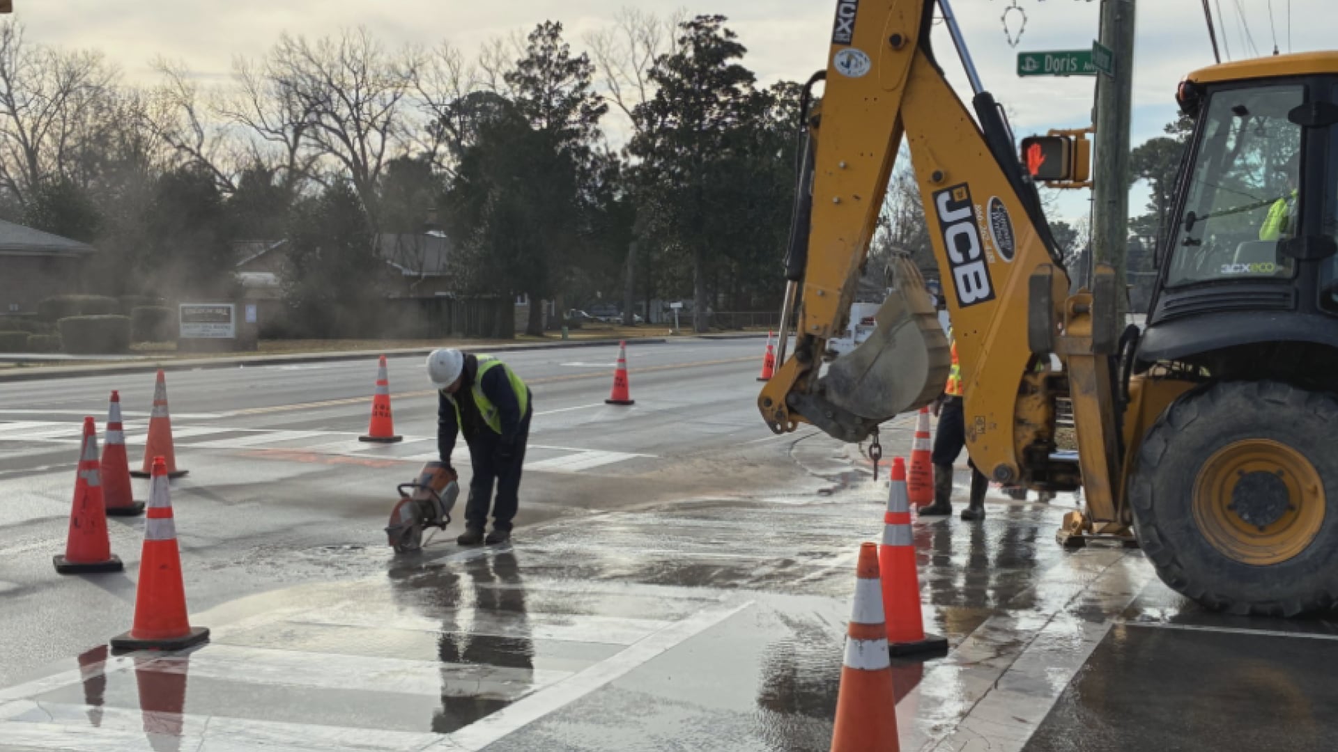 Drivers rerouted after water main break at Jacksonville intersection