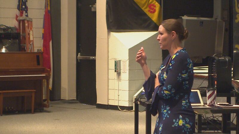 Sonia Rao Washington Post & White House reporter talks with local students