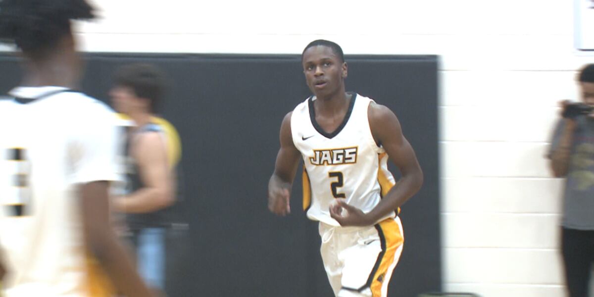 Farmville Central Boys Roll Past East Carteret In State Basketball farmville-central-boys-roll-past-east-carteret-in-state-basketball