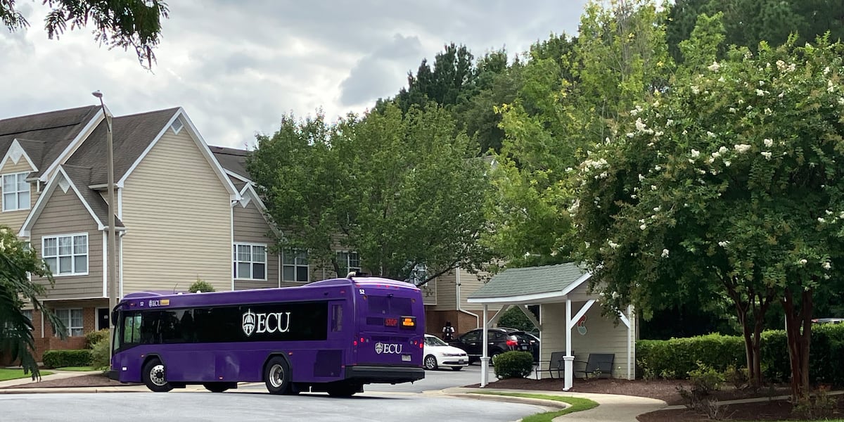 Off-campus apartment complex halts ECU bus service off-campus-apartment-complex-halts-ecu-bus-service