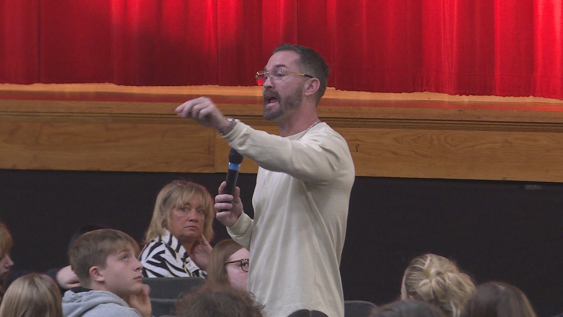 Speaker educates Craven County students on overcoming drug abuse